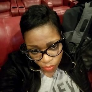 Meet your Posher, April